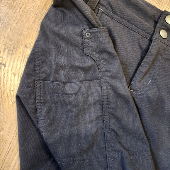 Title Nine Clamber Hiking Shorts Outdoors Camping Travel Black Women's size 6 - Picture 2 of 5